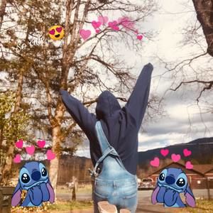 Meet your Posher, Maddie